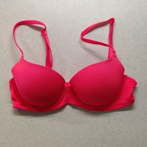 pink VS Pink Lightly Lined bra
